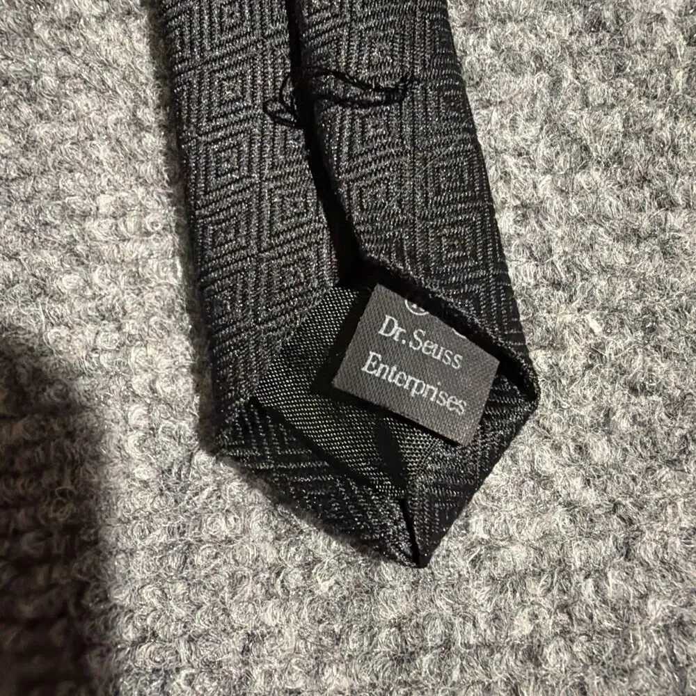 Vintage Dr Seuss Grinch Christmas Necktie Black Green Face 57” Christmas Mens